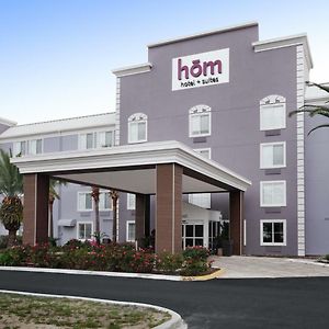 Hom, A Trademark Collection Hotel